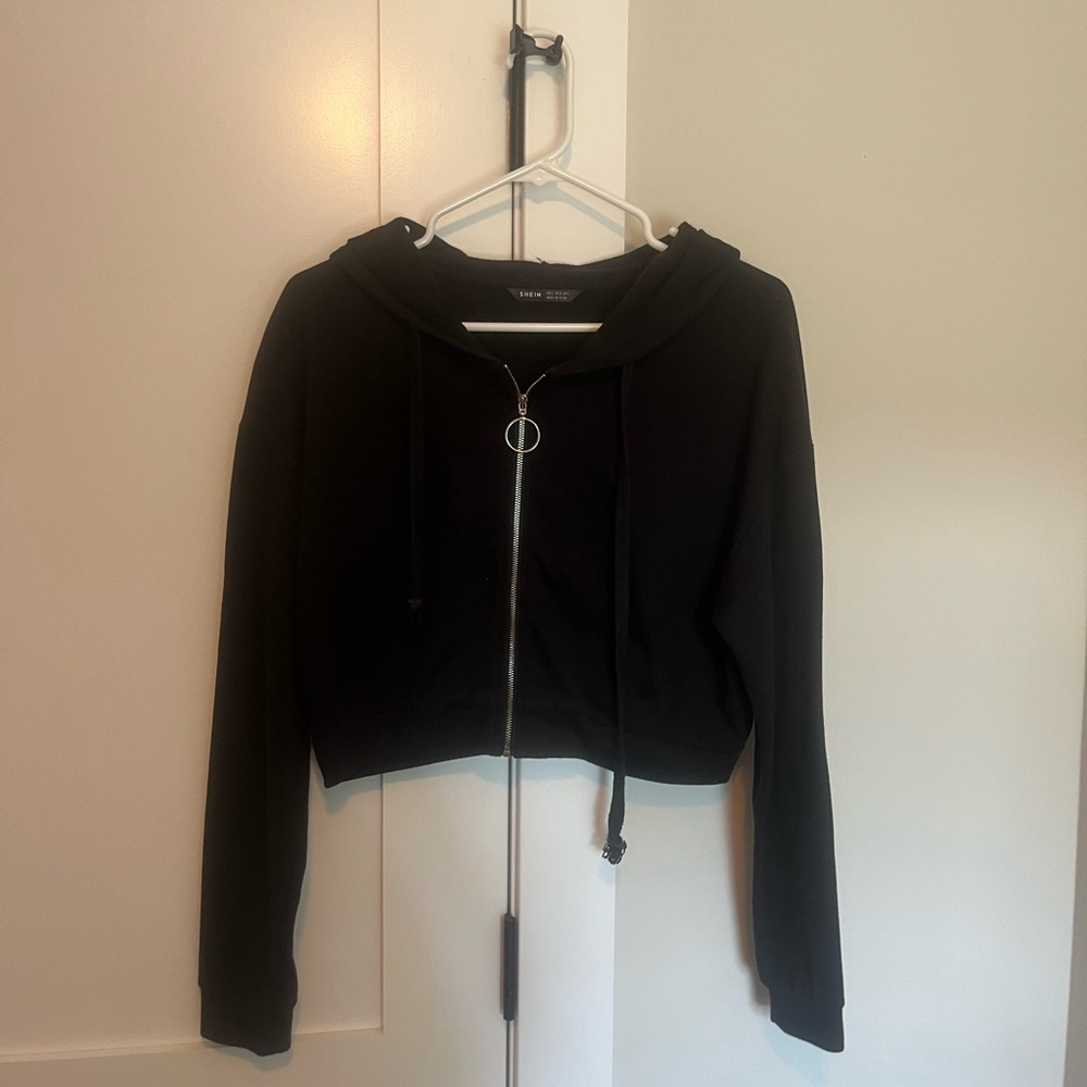 Black Cropped Hoodie